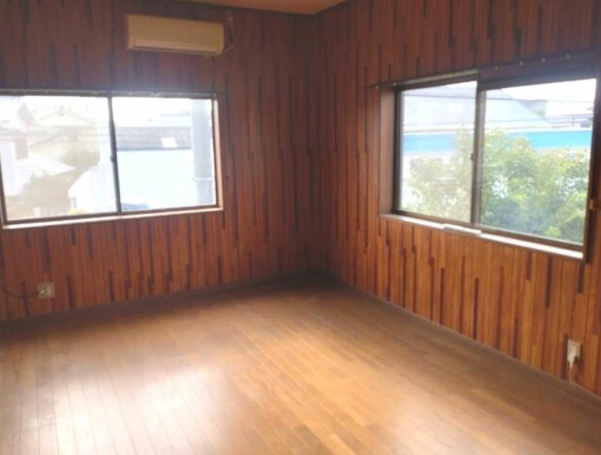 野戸建の洋室