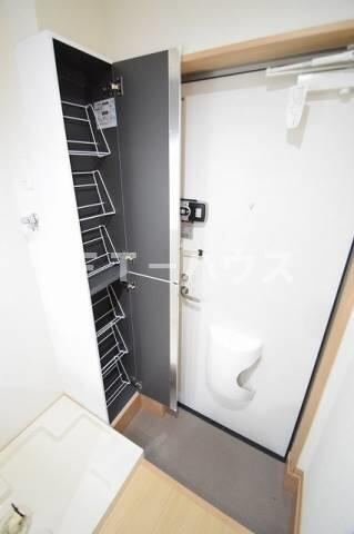 レグジー東船橋の玄関