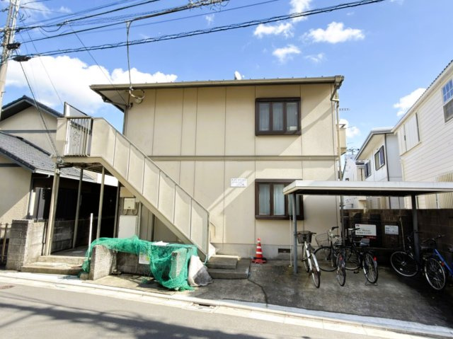 アーバンビワコートの外観