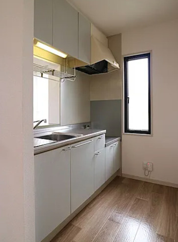 宗像市陵厳寺　一棟アパートのキッチン