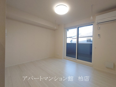 【居間・リビング】 | Dear Life 