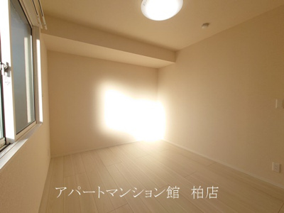 【洋室】 | Dear Life 