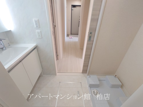 Dear Life の洗面所