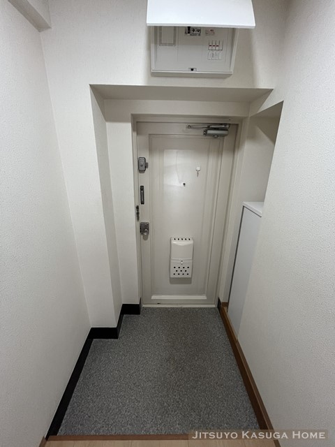 【玄関】