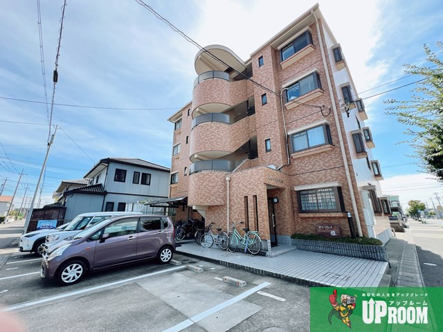 ビューパレス雅の外観