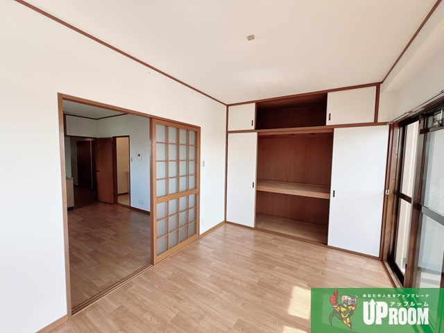 ビューパレス雅の居間・リビング