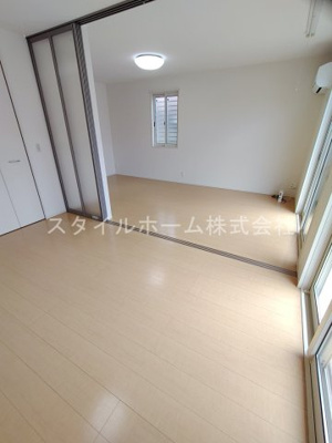 【居間・リビング】 | ボンフール | 別部屋写真です。