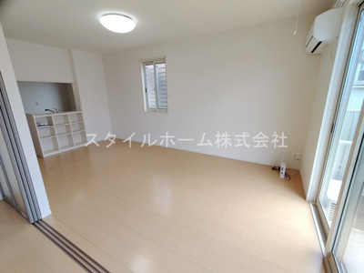 【居間・リビング】 | ボンフール | 別部屋写真です。