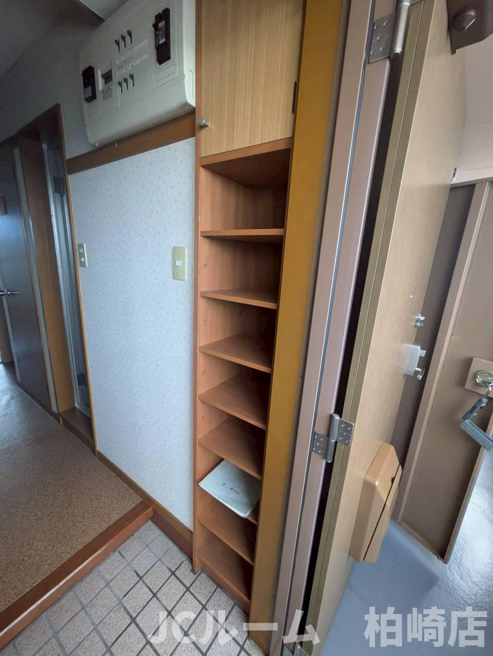 柏崎市穂波町のアパートの玄関