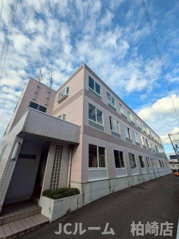 柏崎市穂波町のアパート