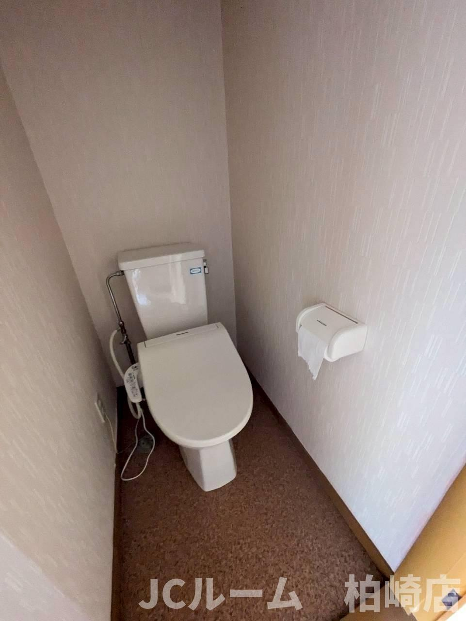 柏崎市穂波町のアパートのトイレ