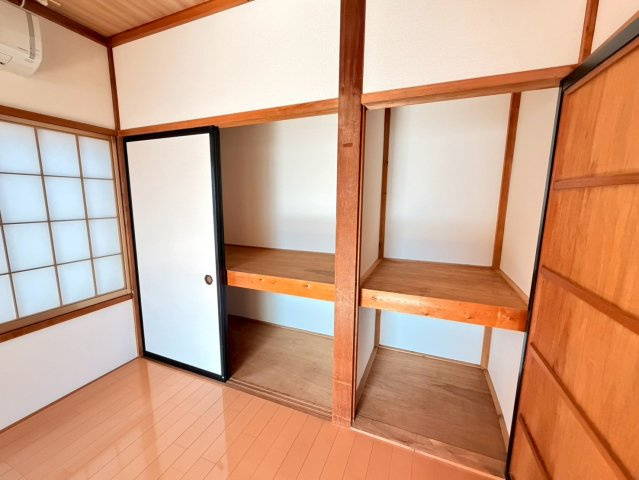 柏崎市豊町のアパートの収納
