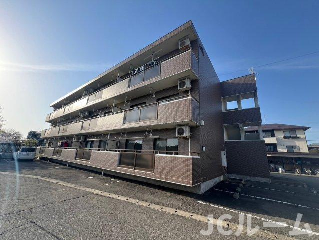 柏崎市新赤坂２丁目の賃貸マンション