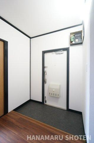 サンコーポ検見川A棟の玄関|＊当日ご案内可＊ご希望の物件まとめてご案内！弊社が掲載していない物件でもOK♪お気軽にご相談ください ♪お電話でのお問合わせがスムーズ♪