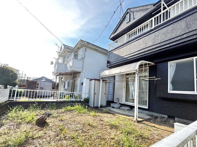 【中古戸建】佐波郡玉村町大字飯塚の庭|■お庭｜余裕のある敷地で、ステキなお庭ライフはいかがですか？広いお庭でしかできないことがたくさん！BBQ、家庭菜園、DIYなどなど☆