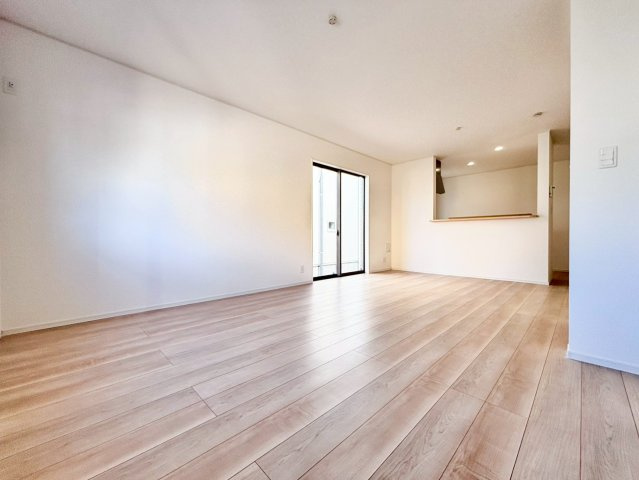 野田市尾崎第17　新築戸建　1号棟の居間・リビング|家族団らんの時間も増えそうなくつろぎのＬＤＫ☆					
