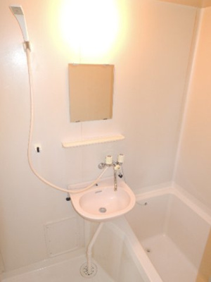 【浴室】 | エルディム駿河台 | 日々の疲れを癒すお風呂付です