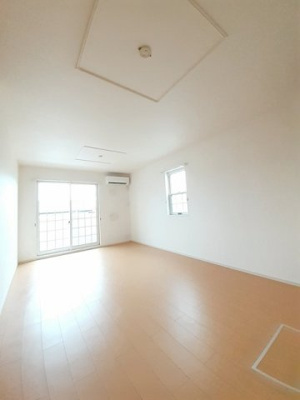 【居間・リビング】 | グレイスヒロ | 使いやすい居間です