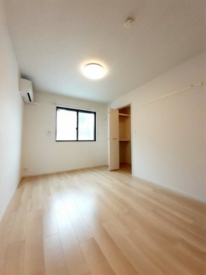 【内装】 | アリビオ・リラⅠ | 明るい室内です