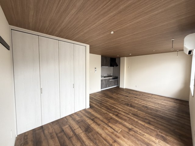 クレートメゾン土屋の内装