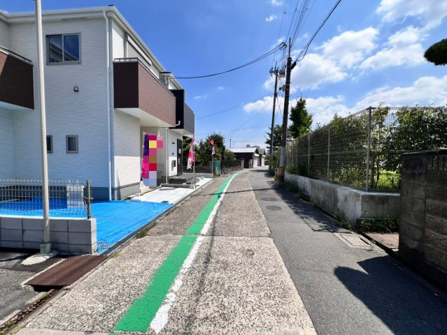 【前面道路含む現地写真】 | 守口市大久保町5丁目新築戸建　２号棟