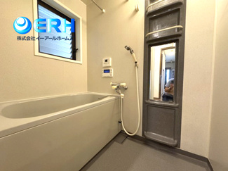 【浴室】 | 水道筋6丁目戸建 | クリーニング済ですぐにお住まい頂けます。
