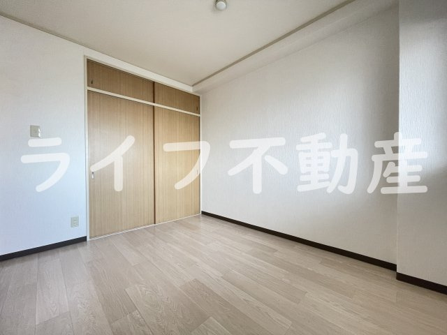 サングリーン布施の洋室|使い勝手のいい洋室です