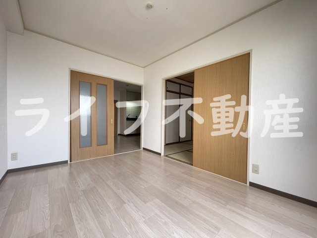 サングリーン布施の洋室|コンパクトで使いやすい洋室です