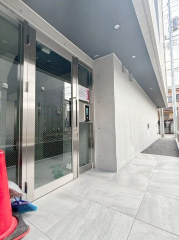 「防音マンション」VORT高井戸西レジデンスのエントランス|毎日通るエントランスはこのようになっています