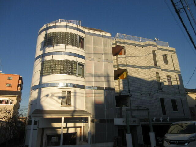 稲城市東長沼のマンションの画像