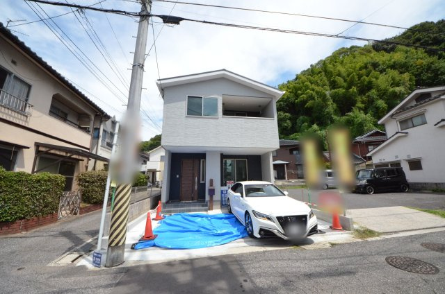 丹那町の外観|駐車二台可能です