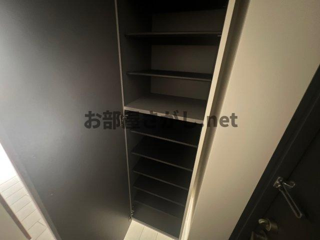 早稲田鶴巻町IMAハウスの収納