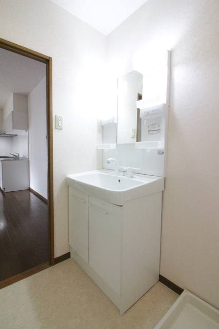 シャルムⅡの洗面所|広い洗面スペースです★