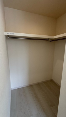 【収納】 | リーブルガーデン高槻市津之江町１丁目２期 | ウォークインクローゼット