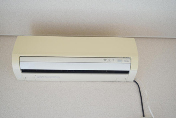 【　設備　】　エアコン１基付