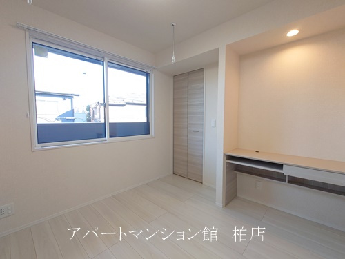 Dear Life の子供部屋