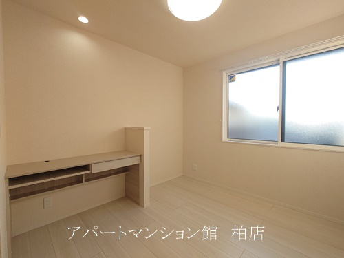 Dear Life の子供部屋