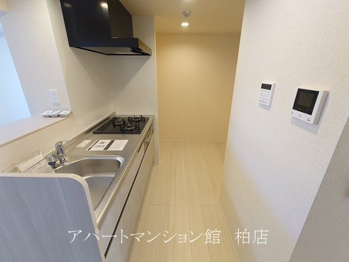 Dear Life のキッチン