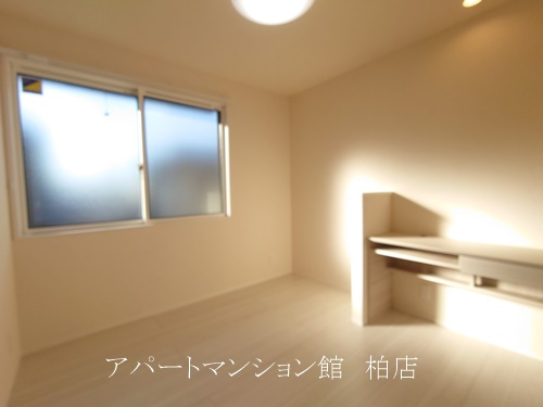 Dear Life の子供部屋