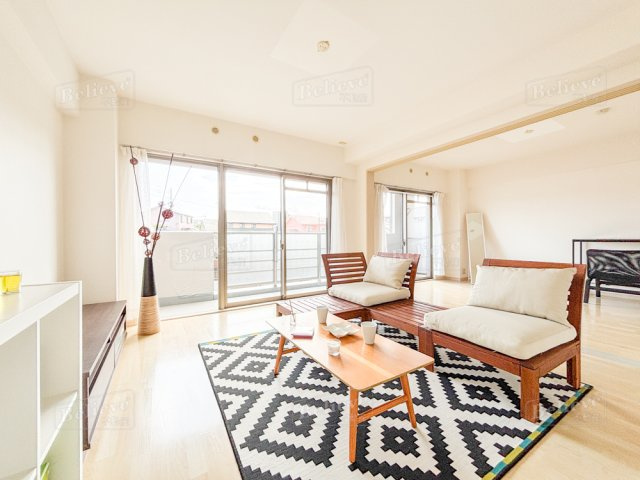 リ・エミネンスの内装