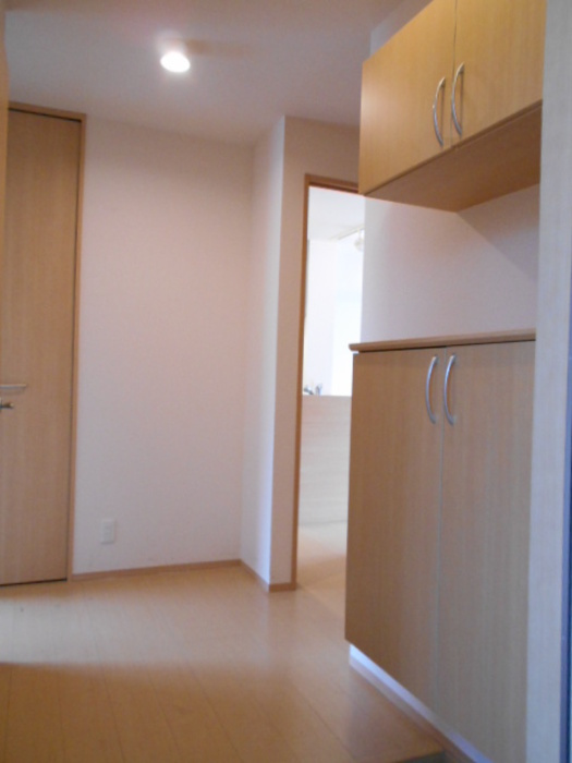 ラ ティーダの玄関|玄関