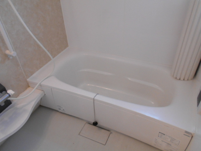 ラ ティーダの浴室|バスルーム