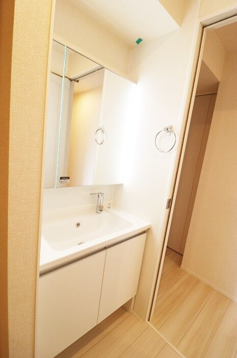 アベニュー Ｂの独立洗面台|ユニットバス