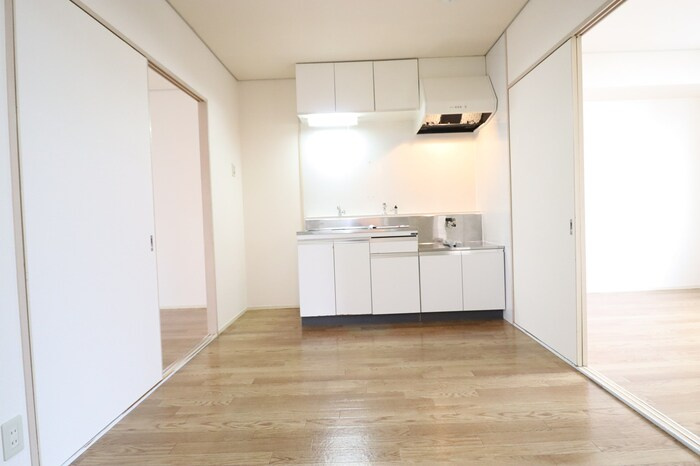 野口ハイツの居間・リビング|DK