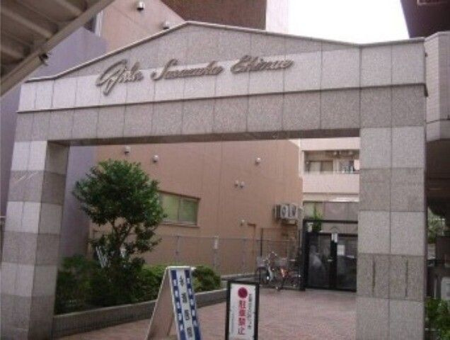 ガーラ笹塚駅前のエントランス