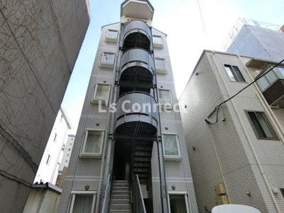 【外観】 | メゾンナバタ一番町 | 都市ガス使用のマンションです。