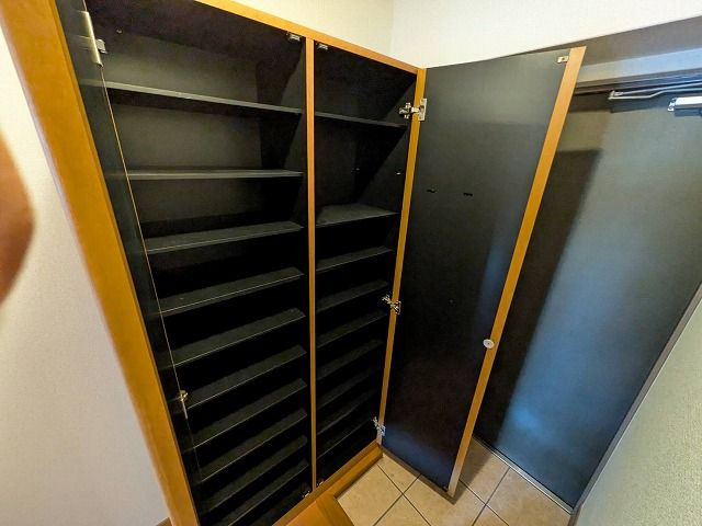 グランシャリオ箱崎Ⅱの玄関