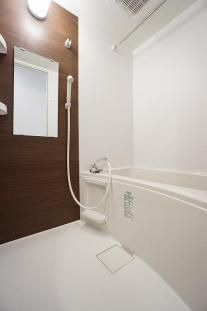 ガレット箱崎の浴室