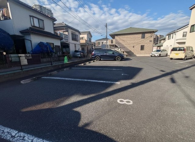 キャンパス・プランドールの駐車場