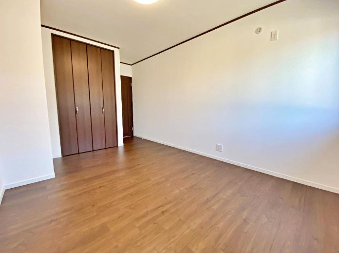 綾瀬市綾西４丁目　中古戸建の洋室|使い勝手のいい洋室です